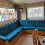 Mobile A 200m De La Dans Familial Avec Piscine, Jeux Et Activites Дом отдыха *